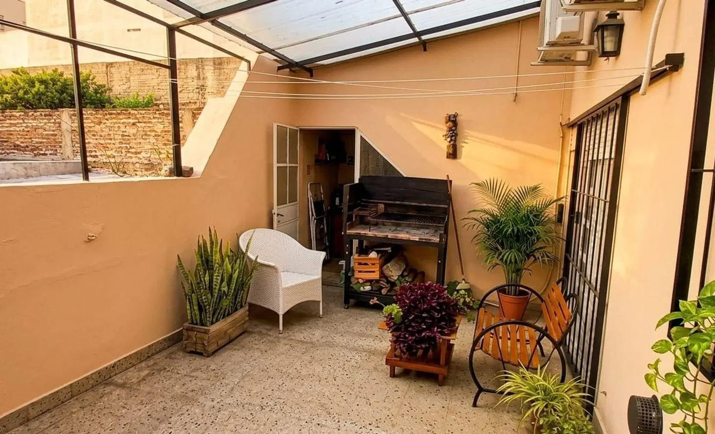 VENTA GALPON -COCHERAS- DPTOS 3 Y 4 AMB (CASEROS) 3