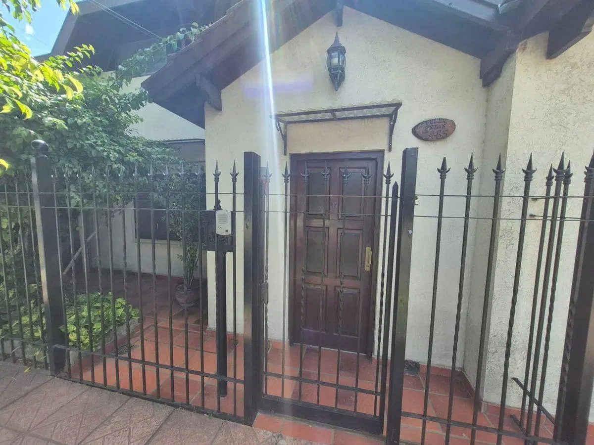 VENTA CASA 4 AMB HURLINGHAM COCHERA PATIO 5