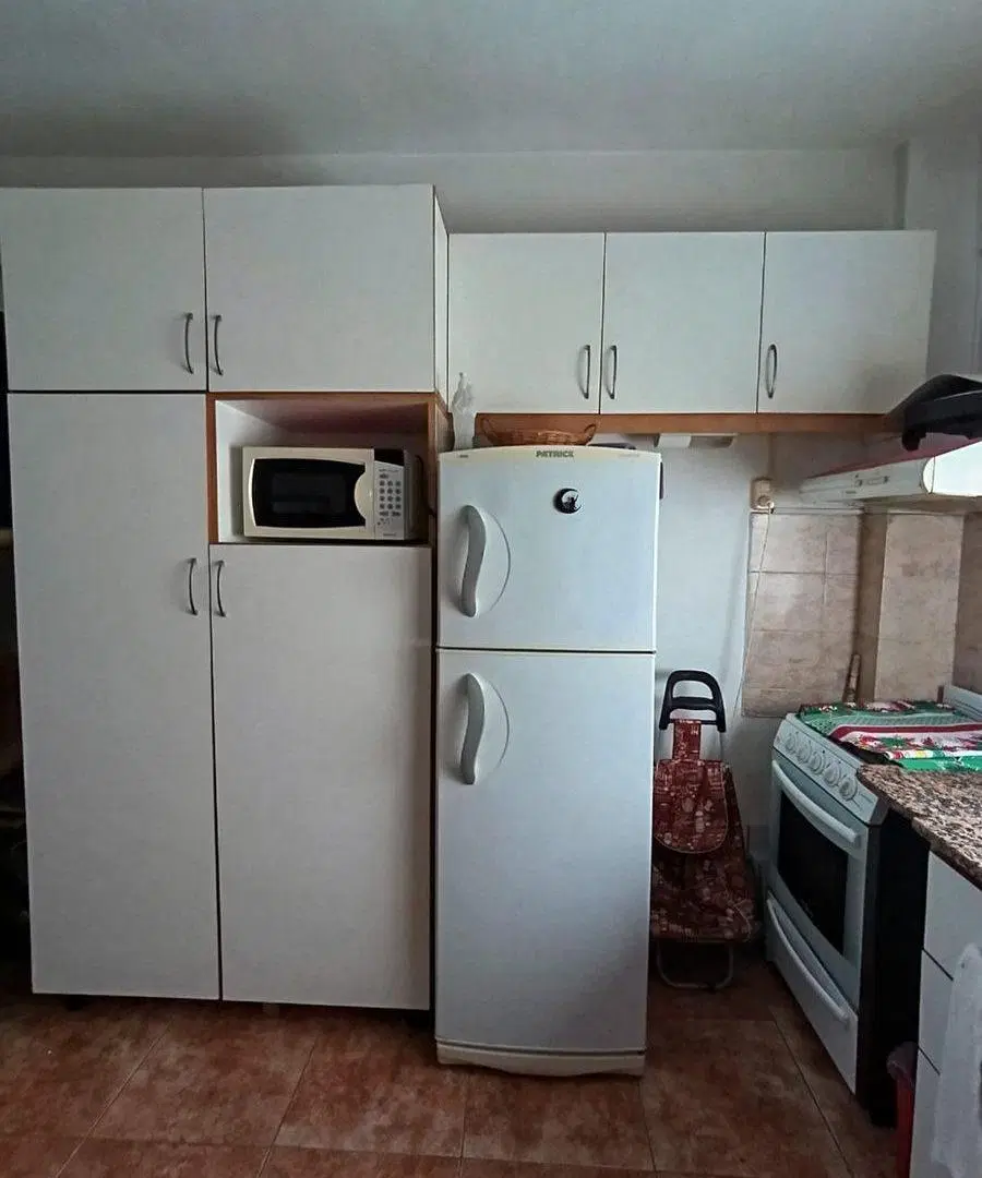 VENTA DEP. 2 AMB. CASEROS TODO AMOBLADO 4