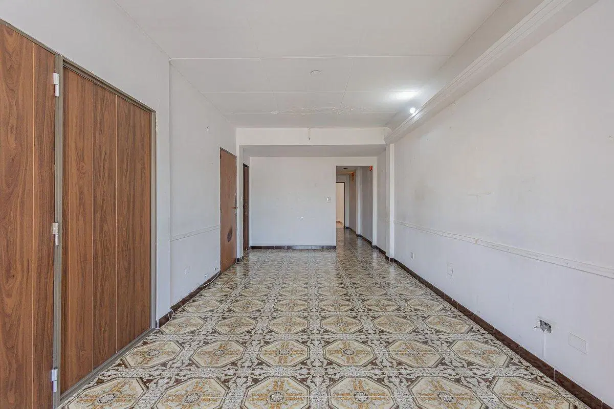 DEPARTAMENTO 3y1/2 AMB  MORON  usd 35.000 + cuotas 4