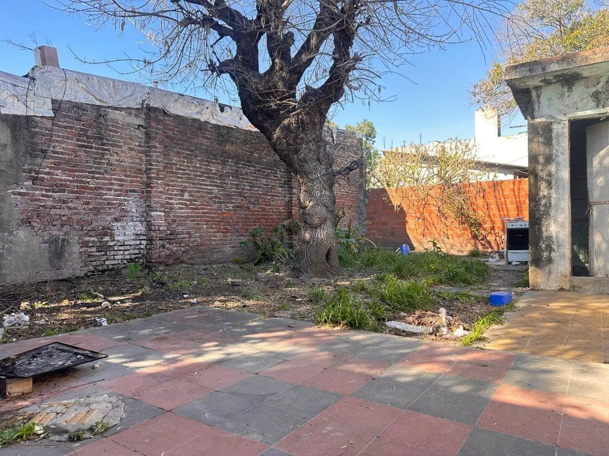 Venta casa 2 amb con local en Jose C paz Apto Cred 4
