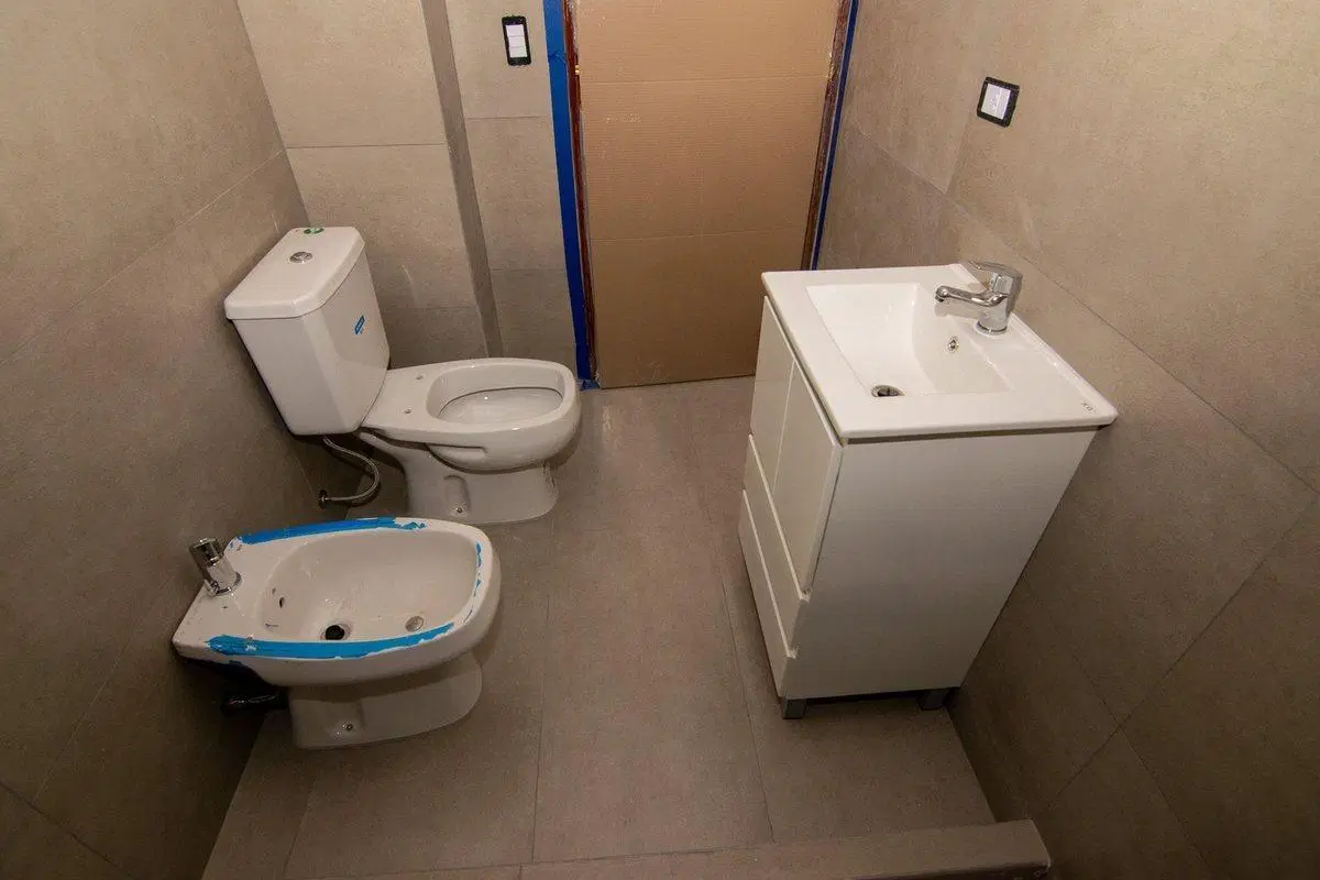 VENTA DEPTO 2 AMB CASEROS BALCON ESTRENAR FINANCIA 4