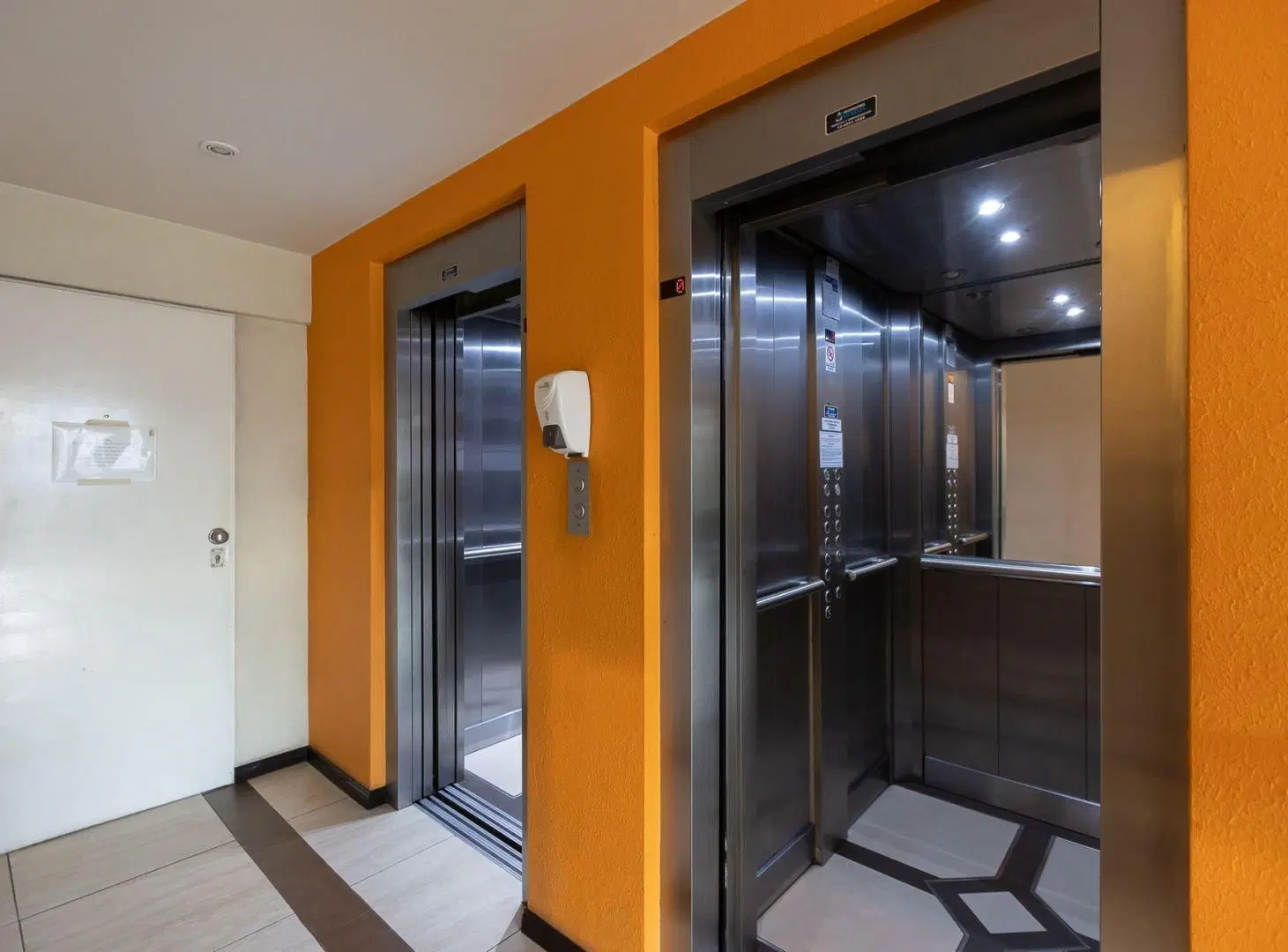 VENTA DEPTO MONOAMBIENTE IMPECABLE MORON - PERMUTA 4