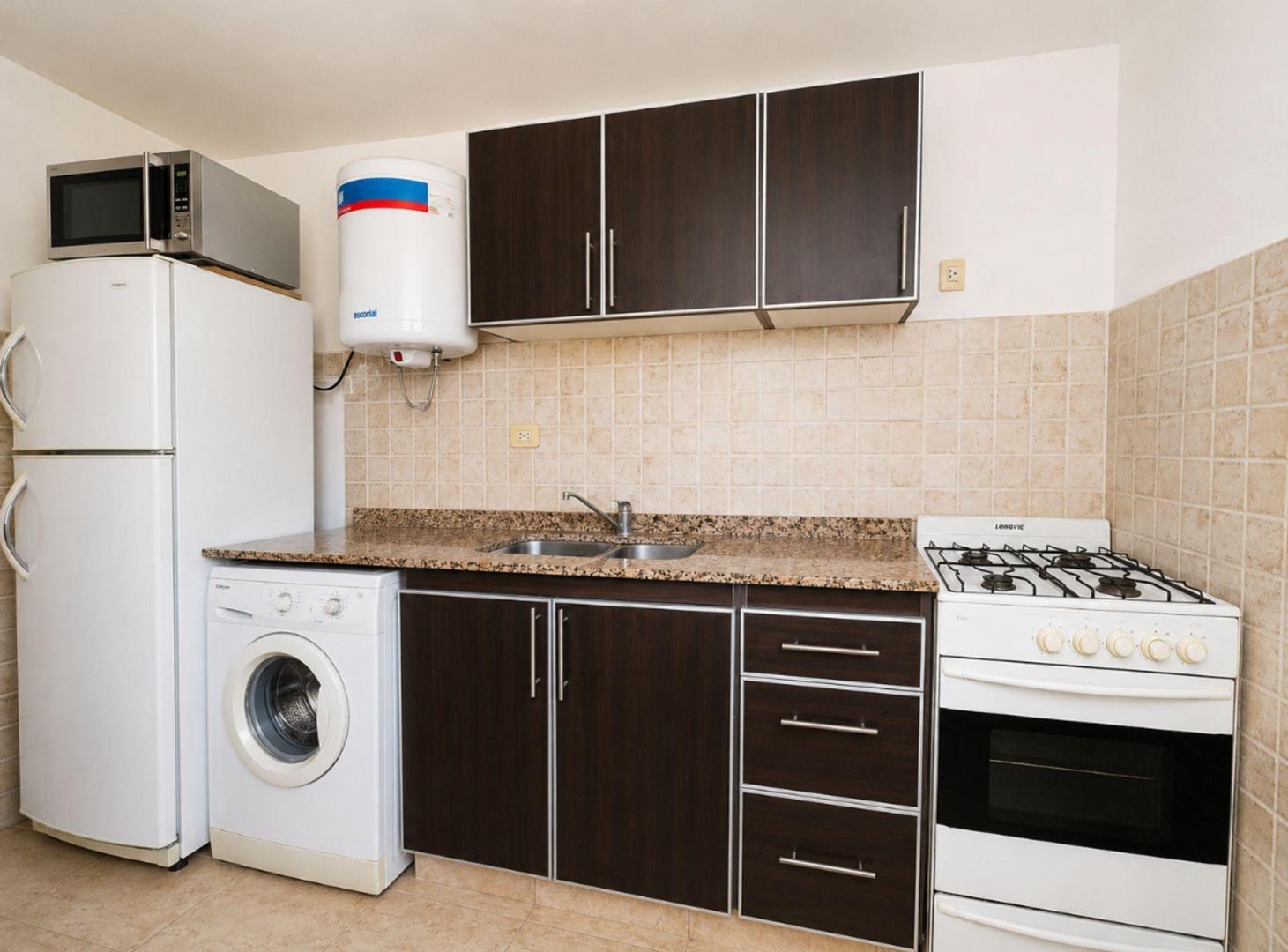 Foto de VENTA MONOAMBIENTE EN CASEROS CENTRO CON BALCON, imagen 5