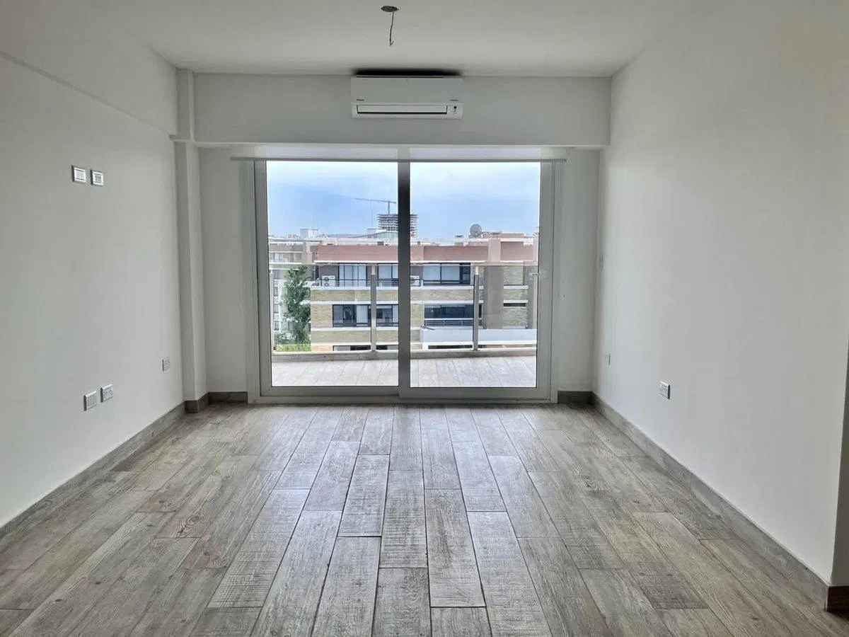 VENTA DEPARTAMENTO 2 AMBIENTES NORDELTA COCHERA 8