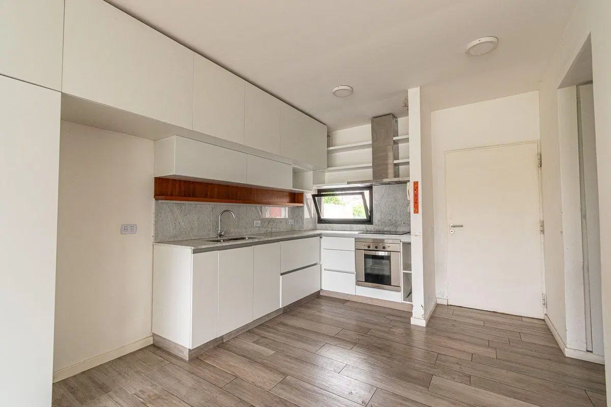 VENTA DEPTO 3 AMB C/COCHERA EN CHACARITA-APTO CRED 5