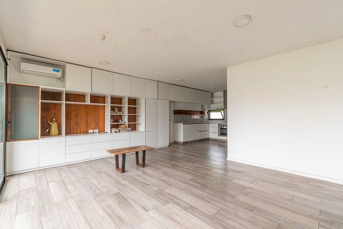 VENTA DEPTO 3 AMB C/COCHERA EN CHACARITA-APTO CRED 8