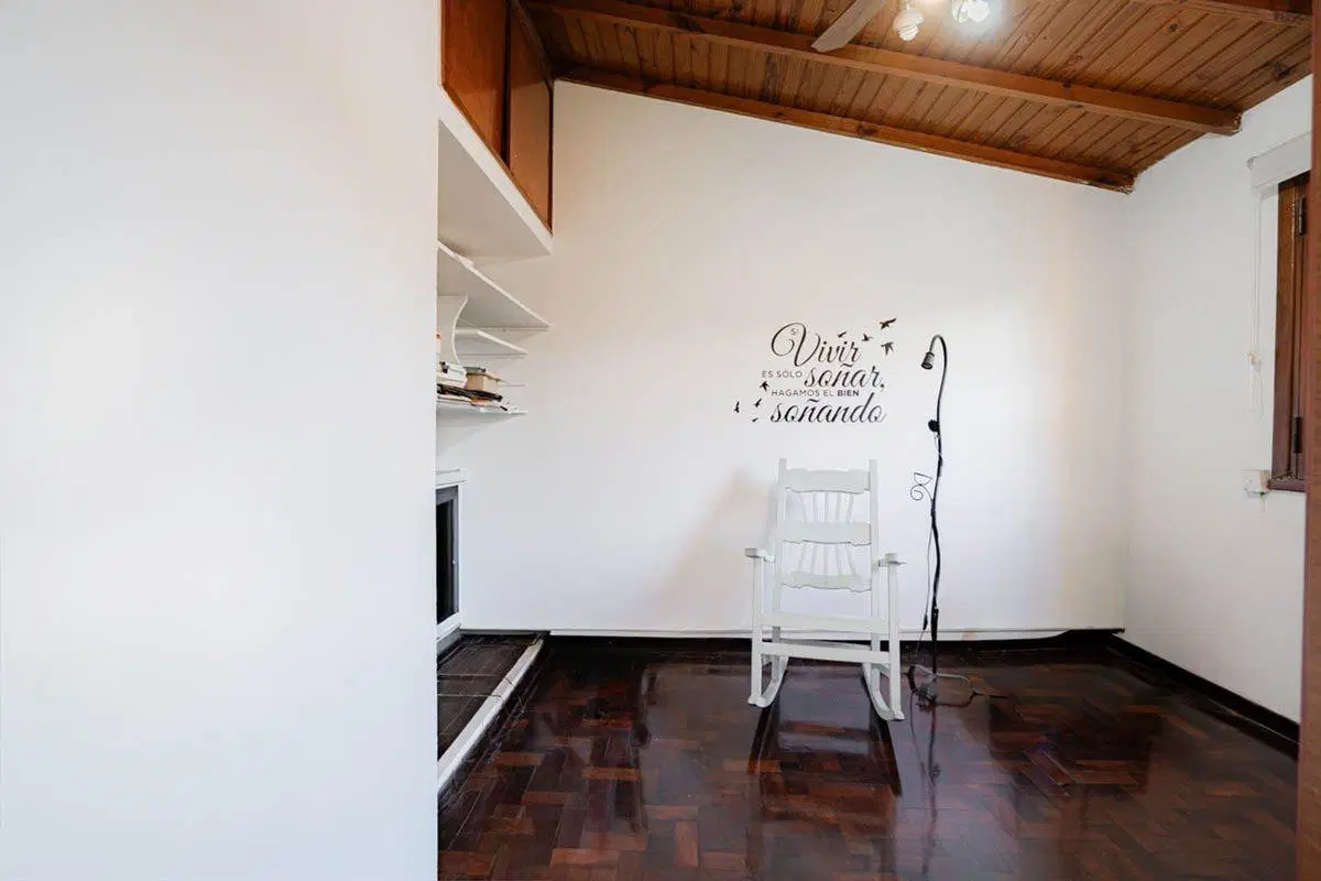 VENTA CASA 5 AMB C/PILETA EN CIUDAD EVITA PERMUTA 5