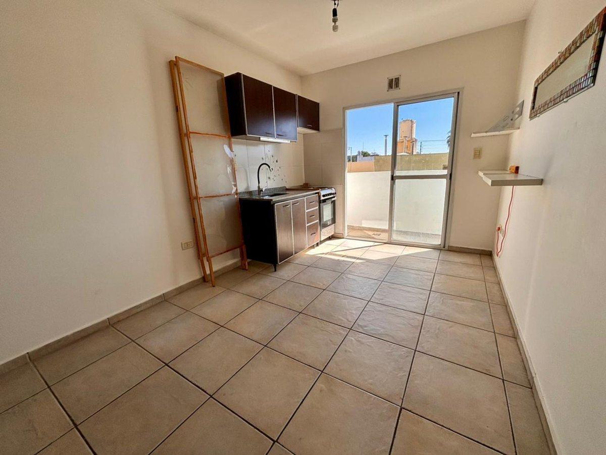 Foto de VENTA DE DEPARTAMENTO 2 AMBIENTES-RAMOS MEJIA, imagen 5