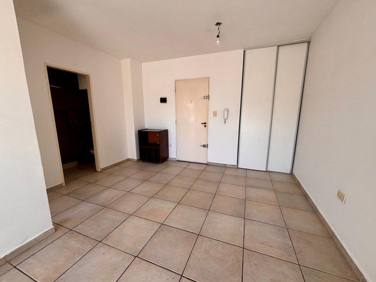 Foto de VENTA DE DEPARTAMENTO 2 AMBIENTES-RAMOS MEJIA, imagen 4