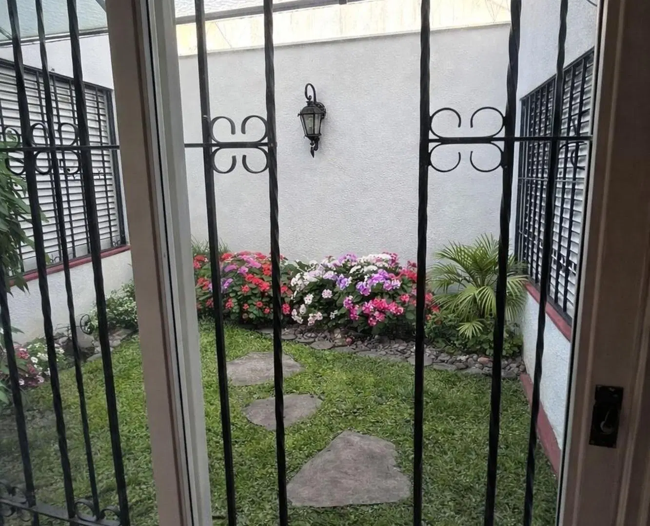 ALQUILER CASA 5 AMB/OFICINAS/CONSULTORIOS. RAMOS 2