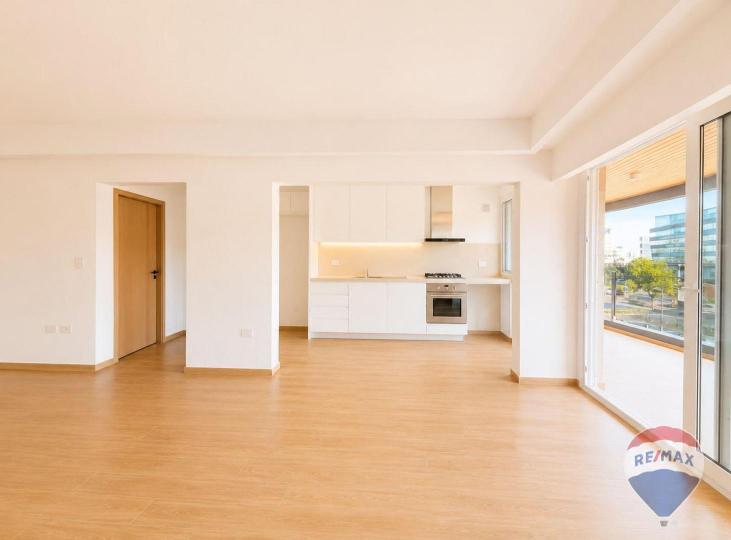 Foto de VENTA DE DEPARTAMENTO 4 AMBIENTES CON COCH FINANC, imagen 1