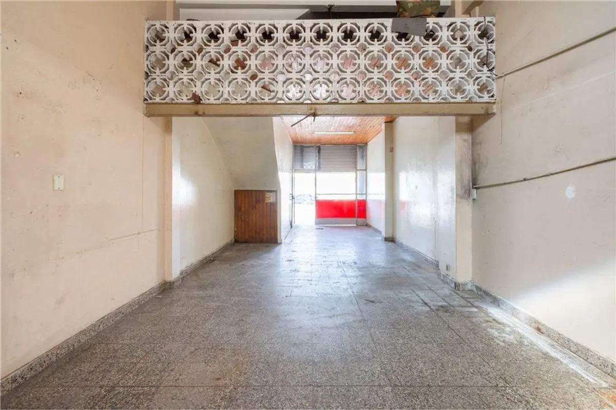 Venta local comercial - San Martin 4