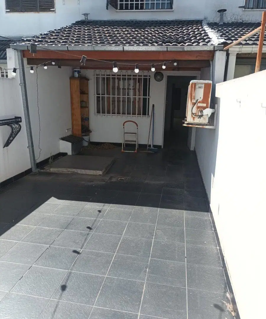 PH / DUPLEX (AMPLIO) CON PATIO Y COCHERA MORON 8