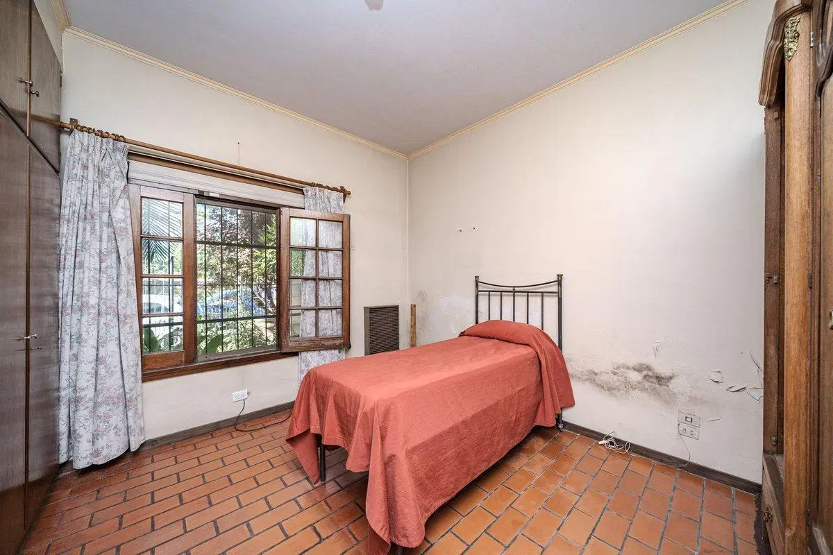 VENTA CASA 4 AMBIENTES COCHERA PATIO APTO CREDITO 4