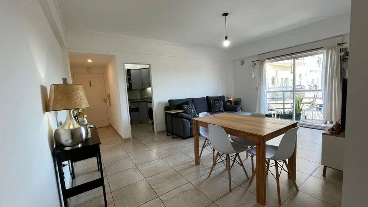 DEPTO 2 AMBIENTES CON AMENITIES EN CASEROS 3