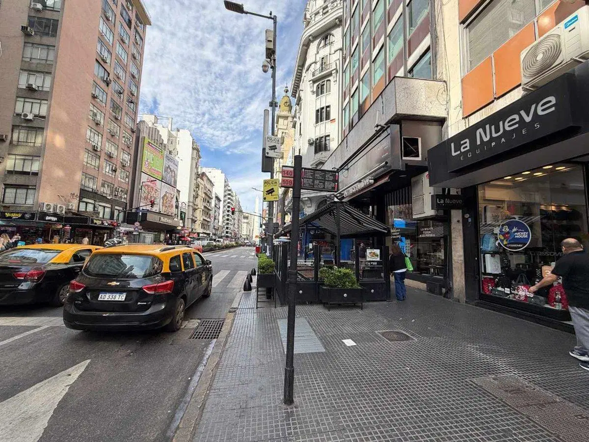 Oficina en Semipiso - Zona Obelisco- Apto Vivienda 3
