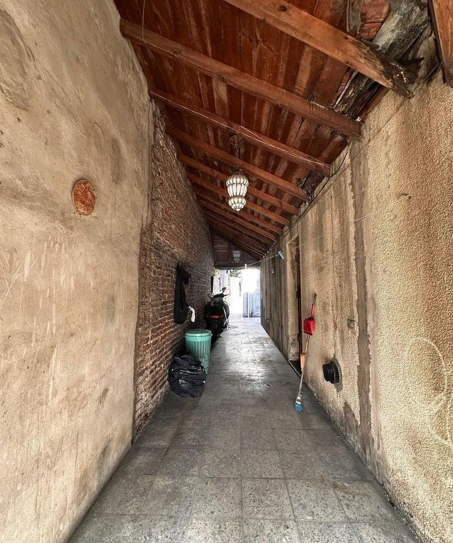 VENTA 2 CASAS 4 AMBIENTES EN LANUS A REFACCIONAR 5