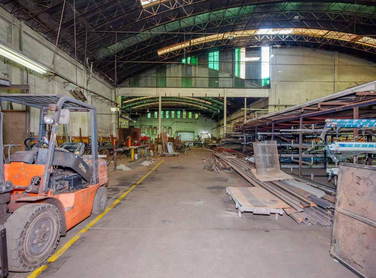 Foto de VENTA GRAN GALPON INDUSTRIAL 3700 M2 CIUDADELA, imagen 3