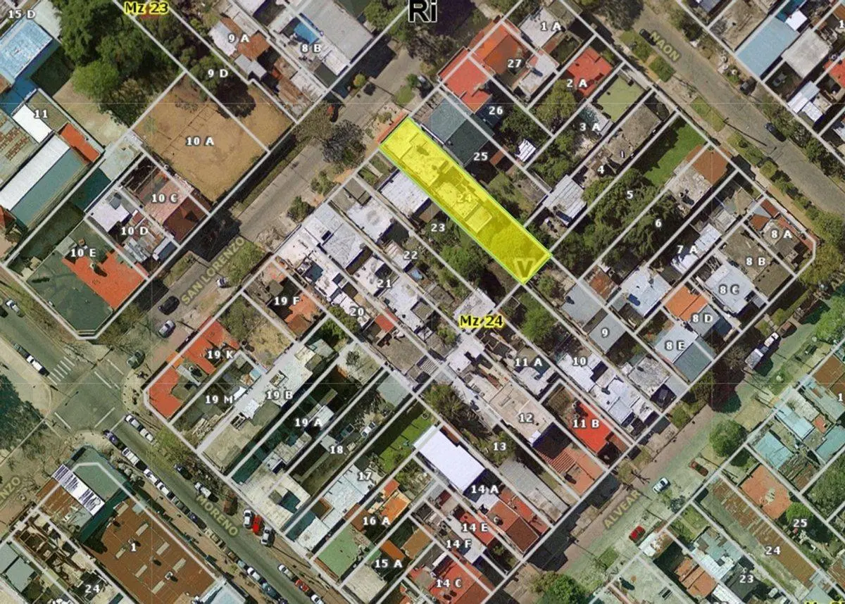 VENTA CASA GARAGE LOTE DE 375M SAN MARTIN PERMUTA 4