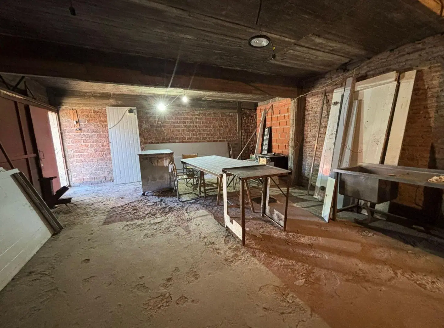VENTA DE LOCAL LOMAS DEL MIRADOR . OPORTUNIDAD 8