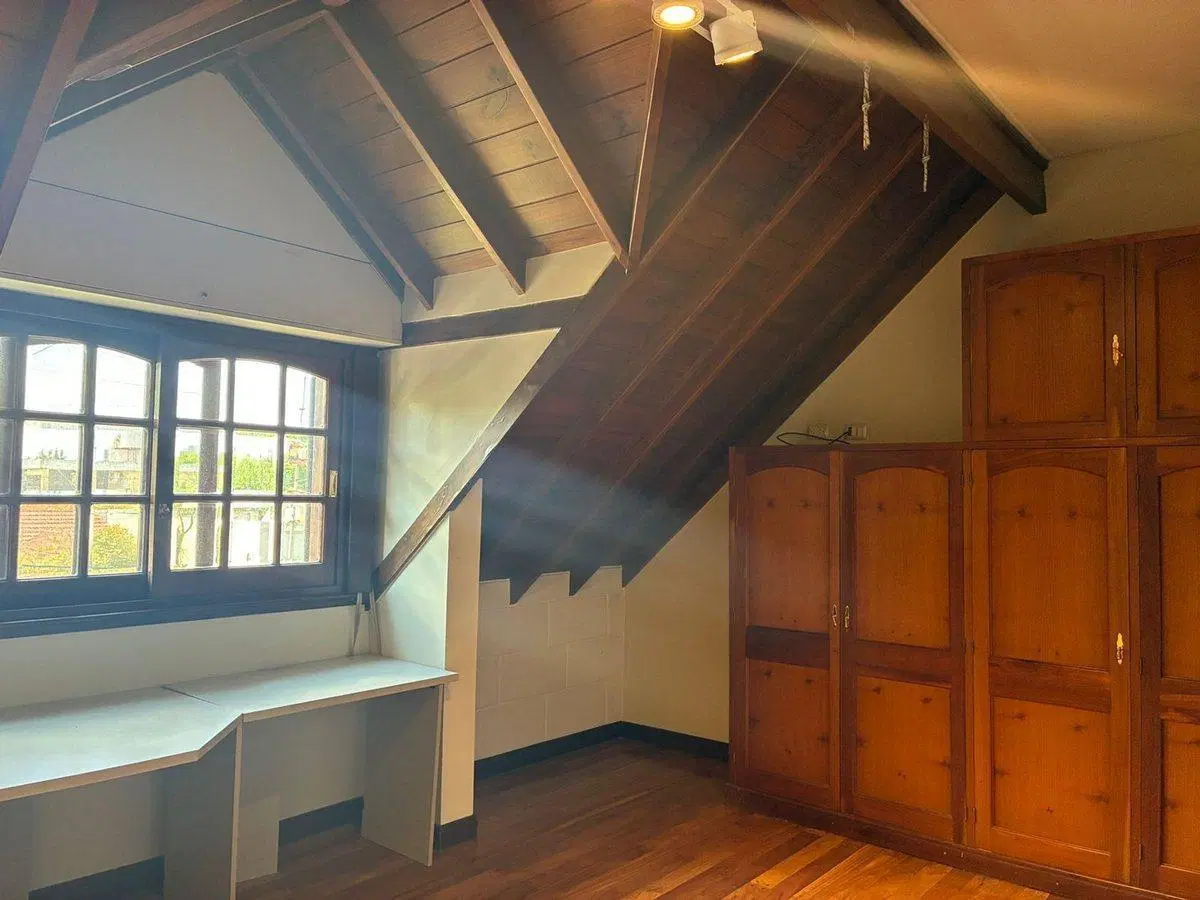 VENTA CASA 4 AMB PARQUE VILLA SARMIENTO APT CREDIT 4