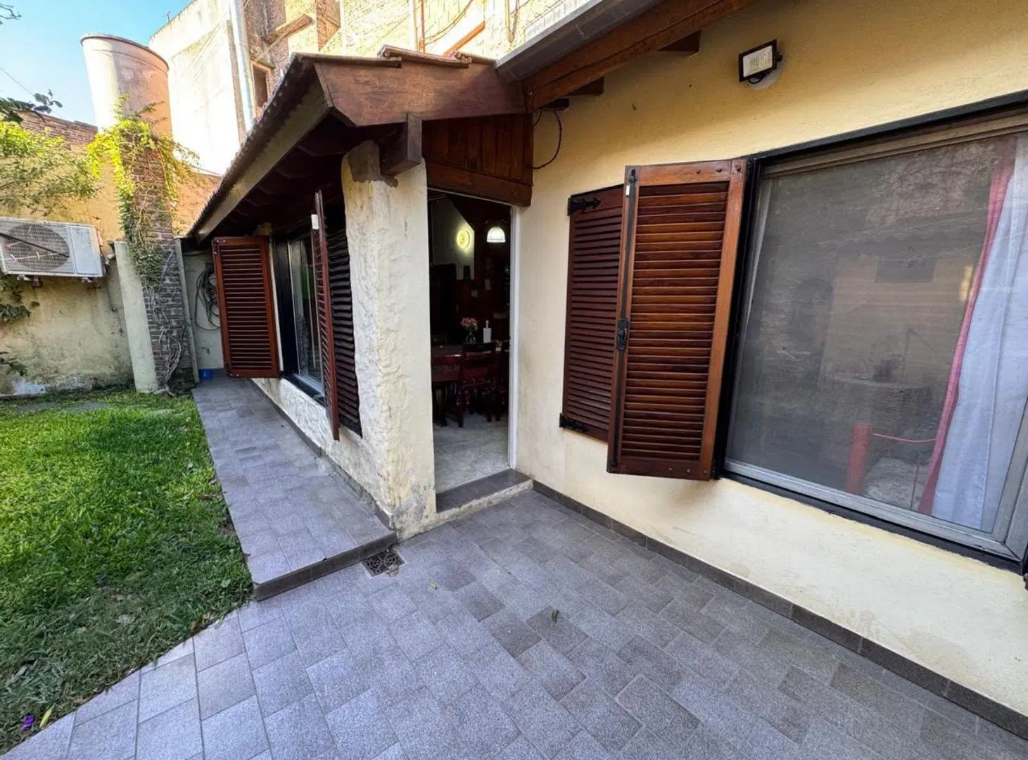 VENTA PH 4 AMB CON COCHERA EN CASEROS APTO CRÉDITO 2