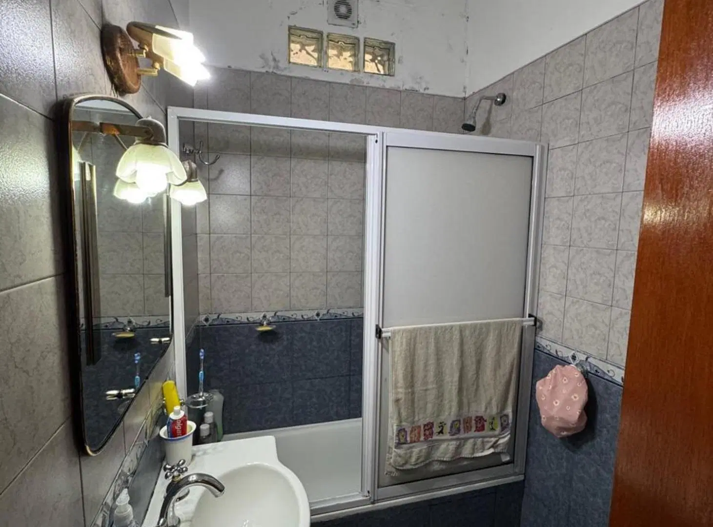 VENTA PH 4 AMB CON COCHERA EN CASEROS APTO CRÉDITO 8