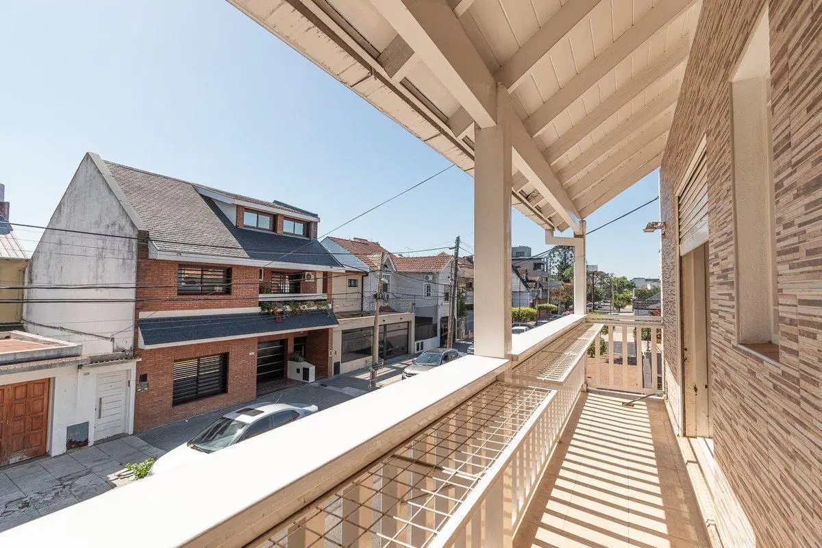 VENTA CASA 5 AMBIENTES SANTOS LUGARES APTO CREDITO 5