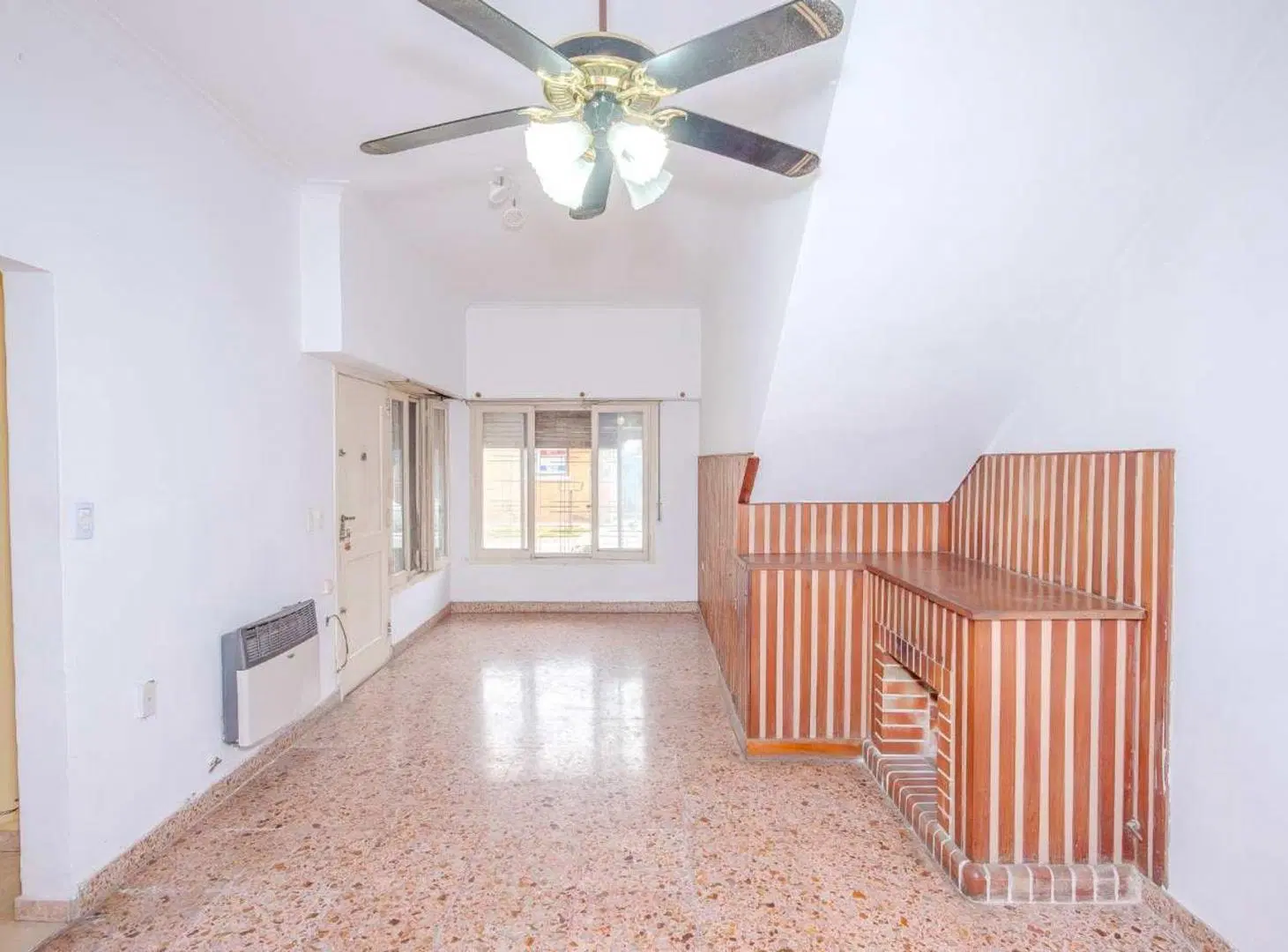 Venta Ph 4 ambientes patio cochera Villa Lynch 8