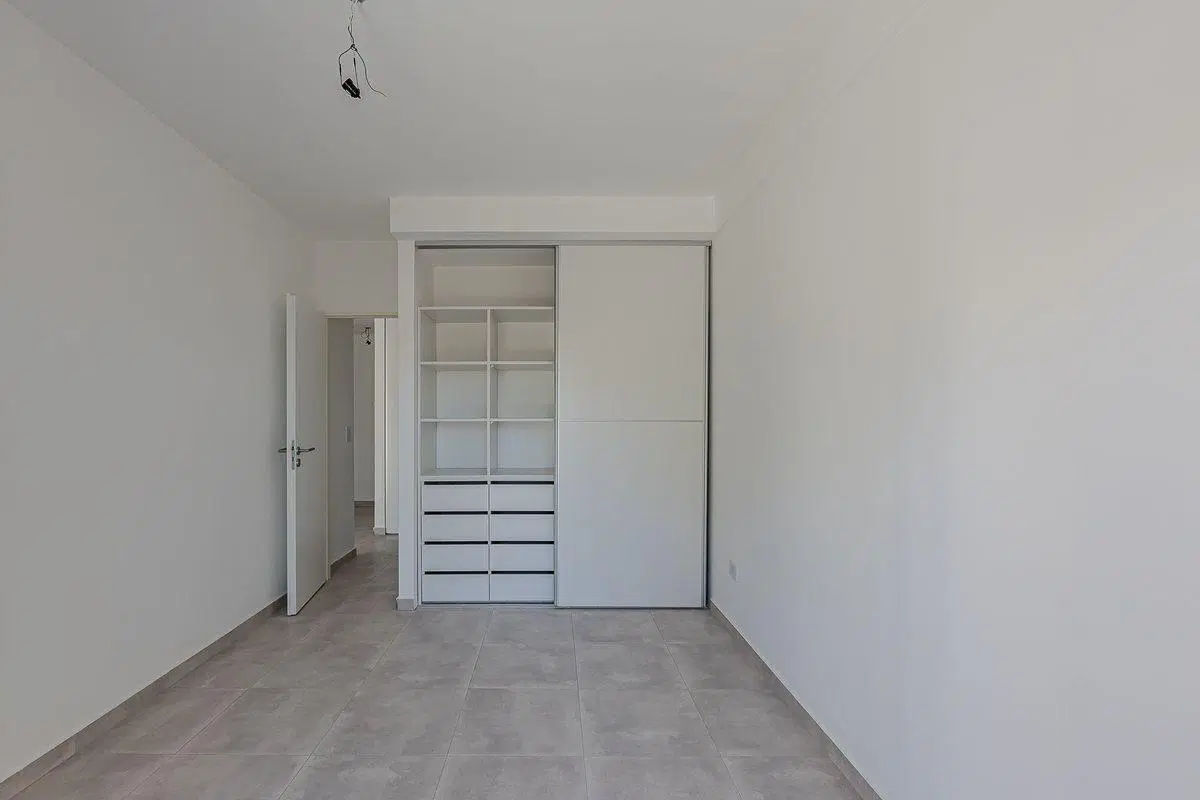 Venta 2 amb a estrenar cochera terraza Caseros 8