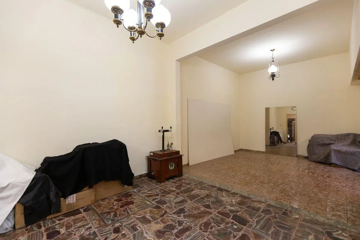 Venta Casa lote propio multifamiliar Pompeya 2