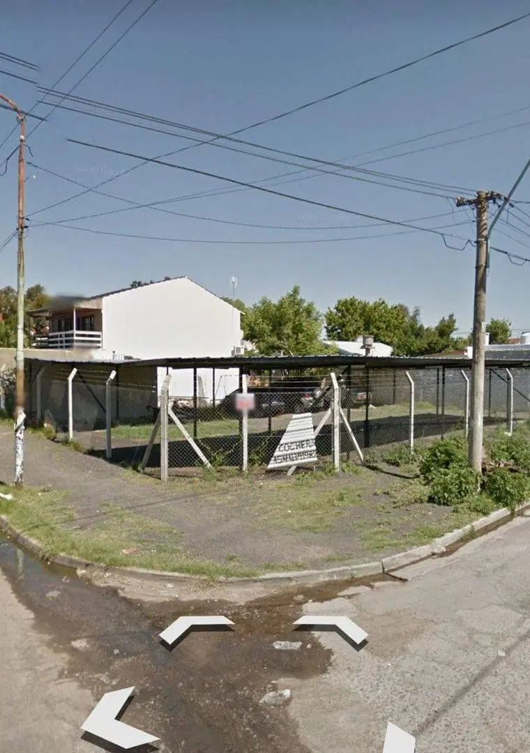 VENTA TERRENO VILLA TESEI COCHERAS ESQUINA 3