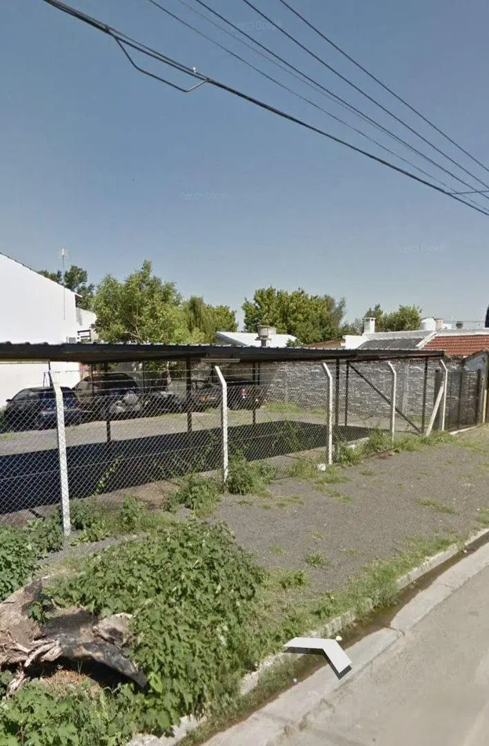 VENTA TERRENO VILLA TESEI COCHERAS ESQUINA 2