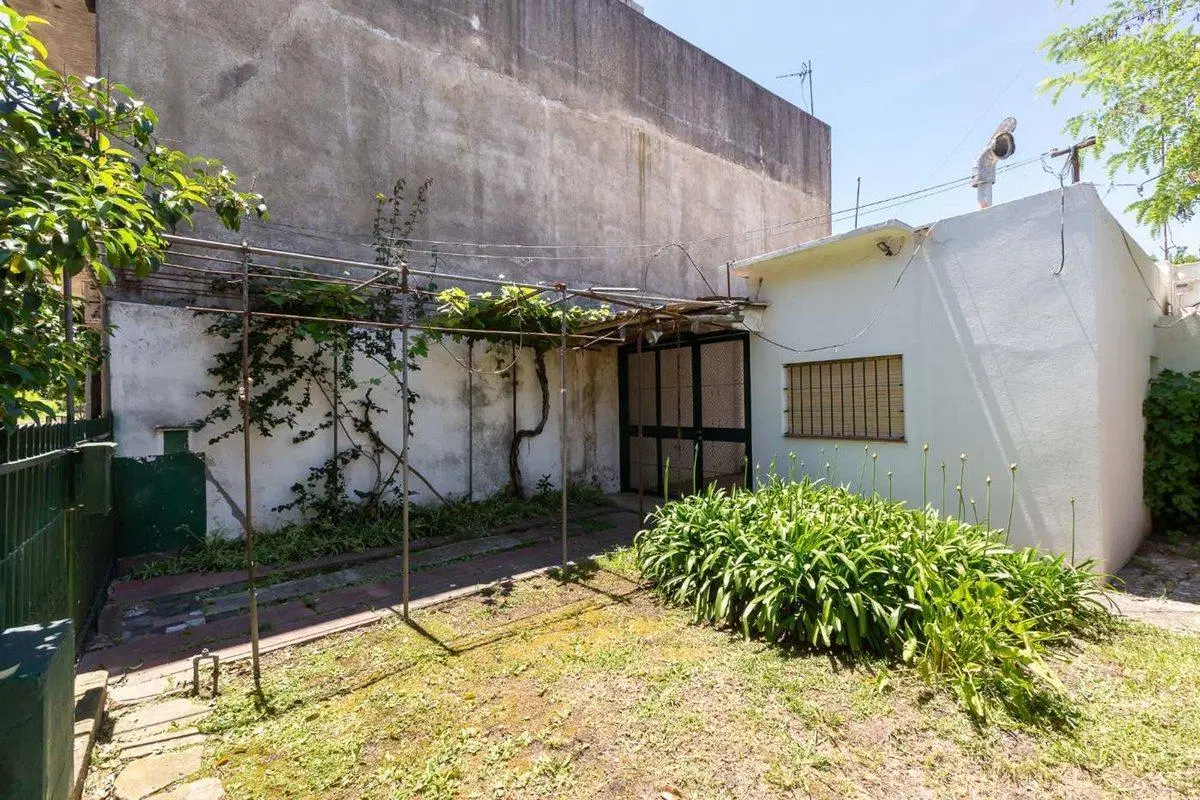 VENTA CASA 3 AMB EN MARTIN CORONADO - PERMUTA 2