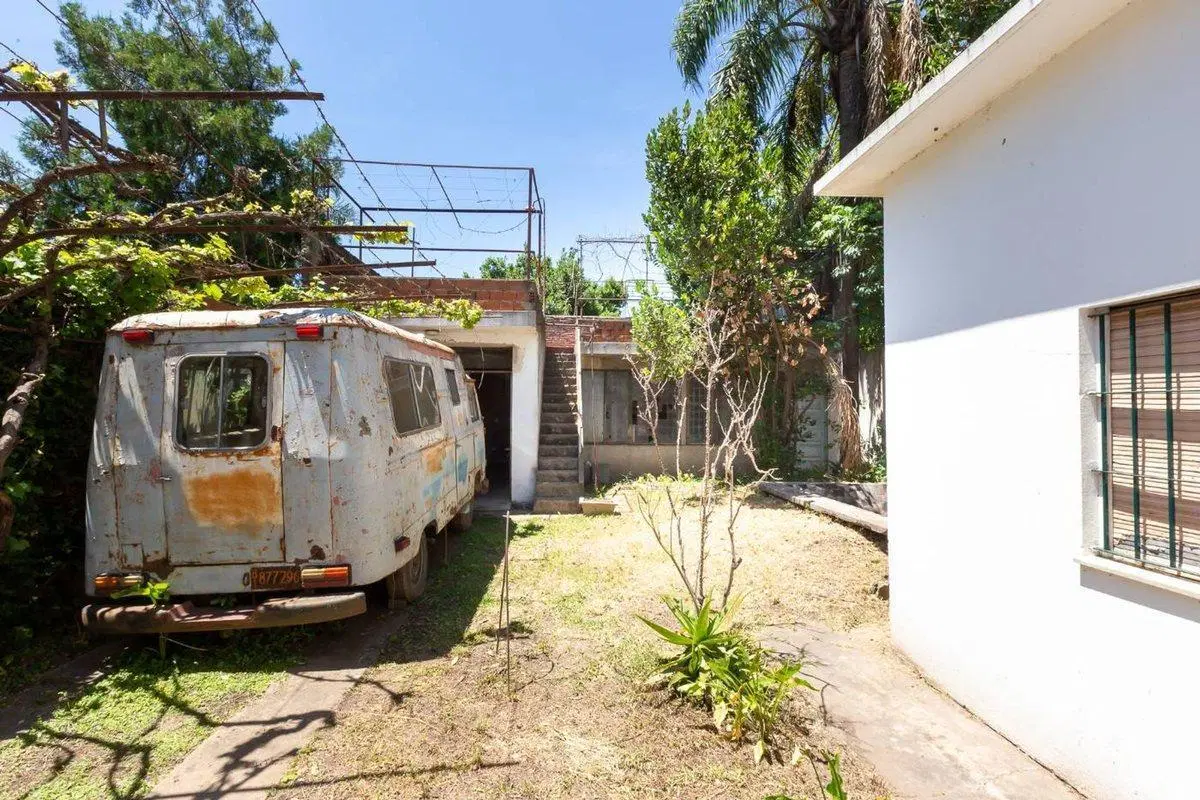 VENTA CASA 3 AMB EN MARTIN CORONADO - PERMUTA 4