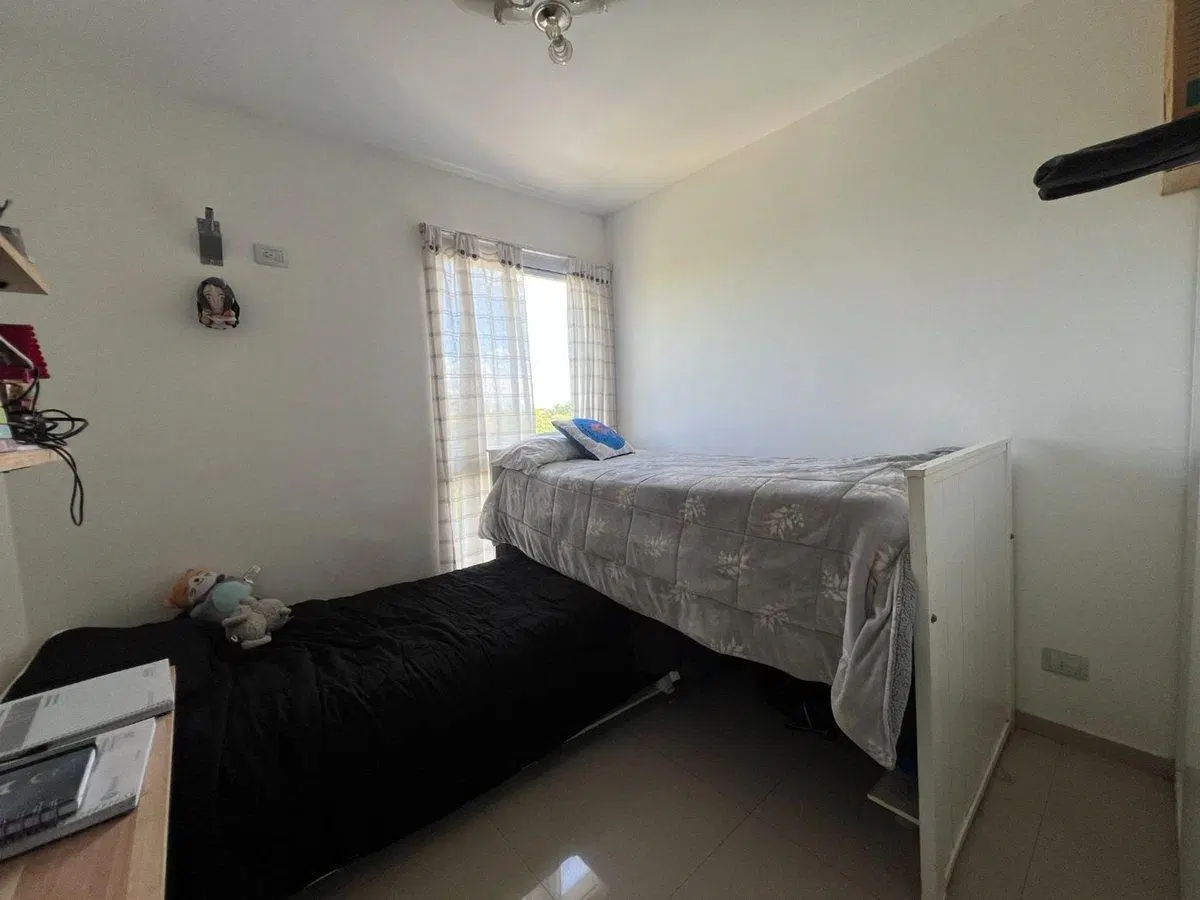 VENTA DEPTO 4 AMB CASTELAR VISTA ABIERTA -PERMUTA- 3