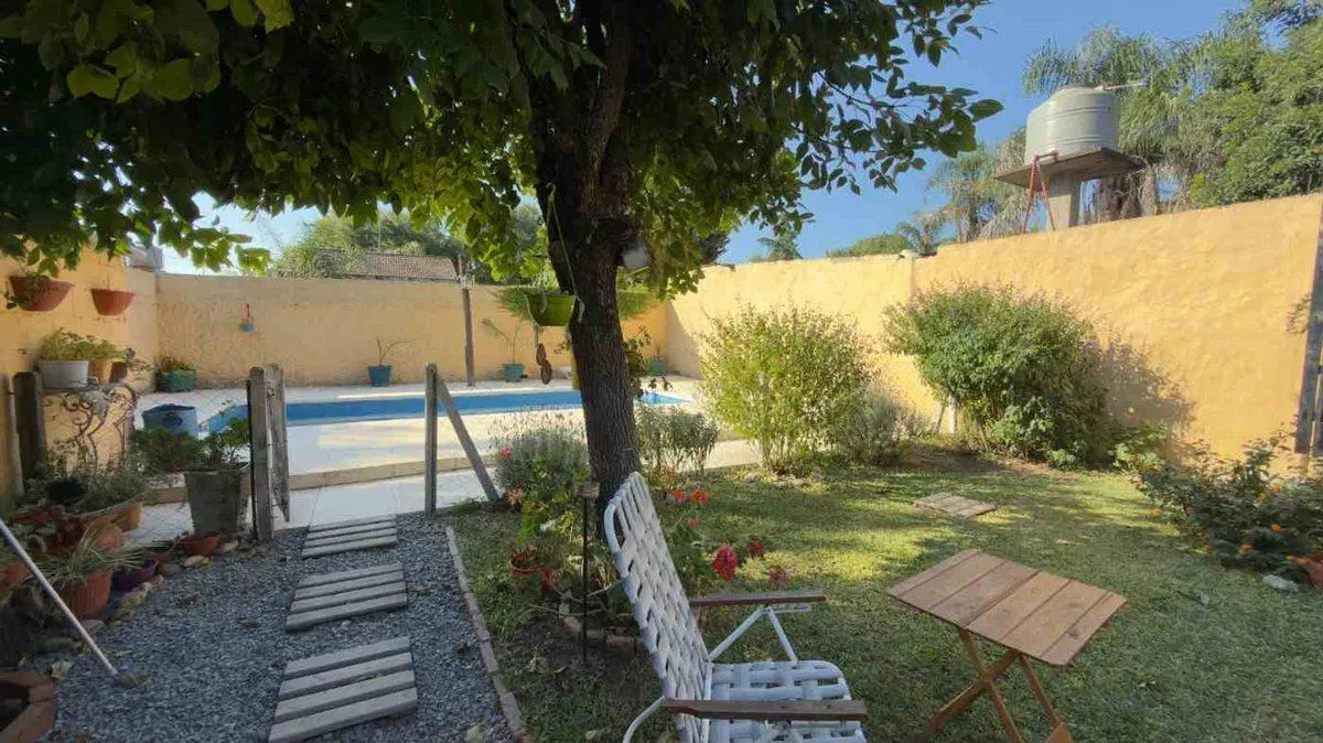 VENTA CASA 3 AMB EN TORTUGUITAS, PILETA Y COCHERA 4