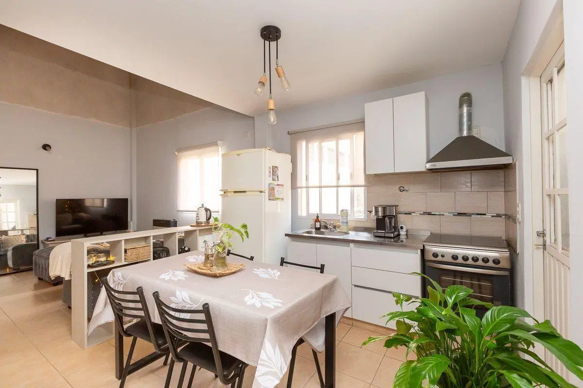 VENTA DPTO 2 AMB EN MORON - PERMUTA 8