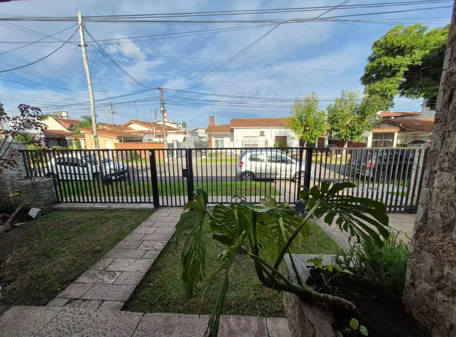 VENTA CASA 3AMB HURLINGHAM - COCHERA - PARQUE 5