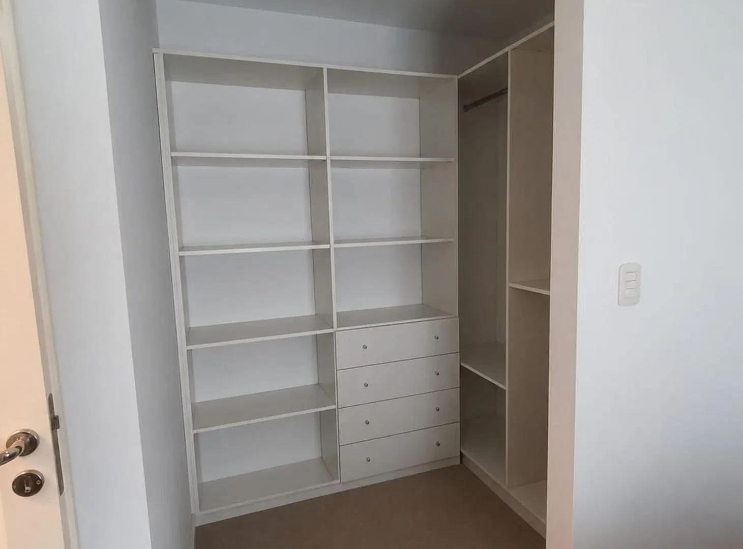 VENTA DEP. 2 AMB. FRENTE DOBLE BALCON CASEROS 8
