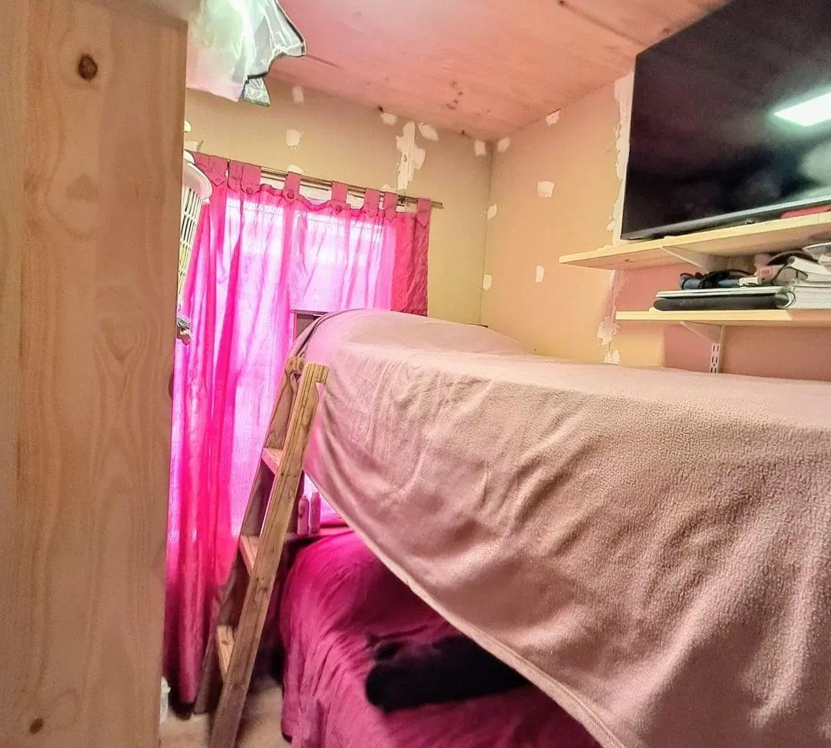 CASA 3 AMBIENTES EN VENTA-PILAR 8