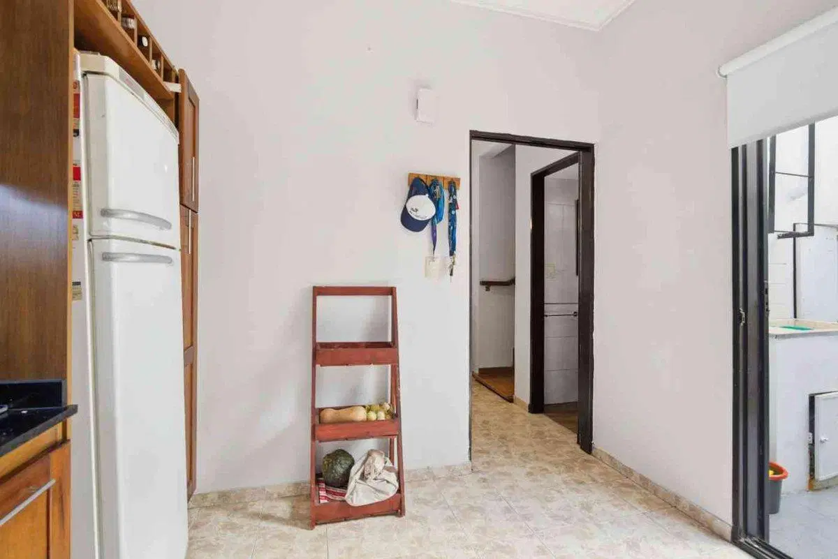 VENTA DUPLEX 4 AMB EN HAEDO CON COCHERA - PERMUTA 5
