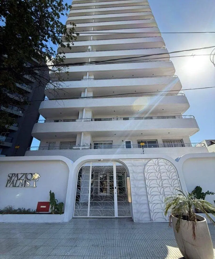 DEPARTAMENTO 2 AMBIENTES SANTOS LUGARES 4