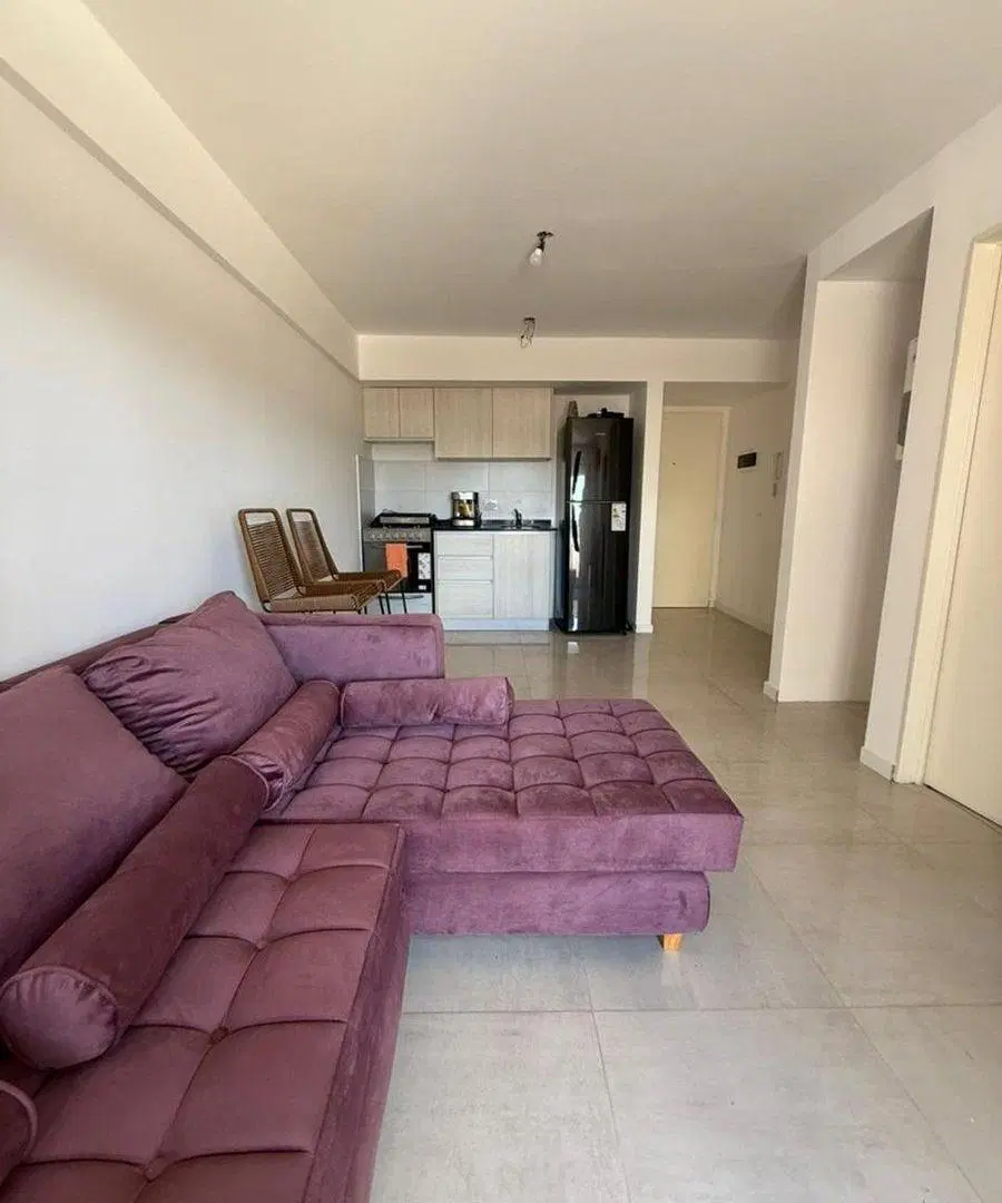 DEPARTAMENTO 2 AMBIENTES SANTOS LUGARES 5