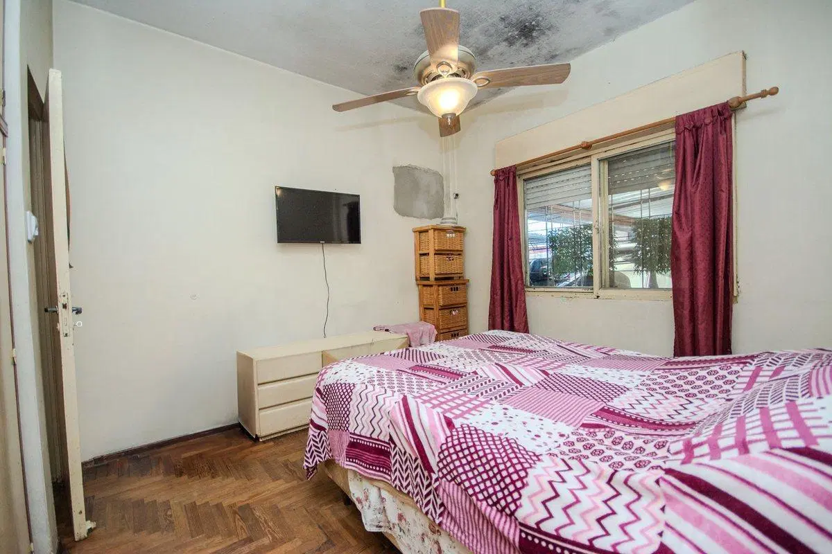 VENTA CASA 3 AMB + DEPTO 2 AMB-M. CORONADO 3