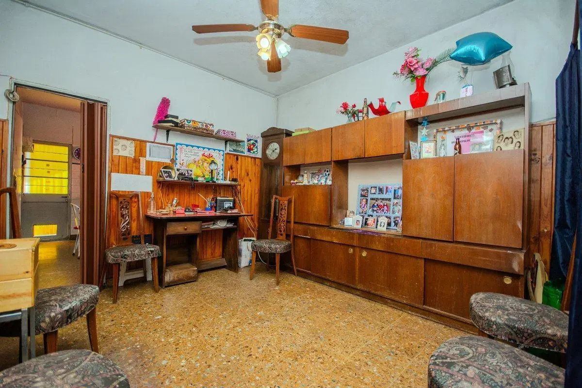 VENTA CASA 3 AMB + DEPTO 2 AMB-M. CORONADO 2