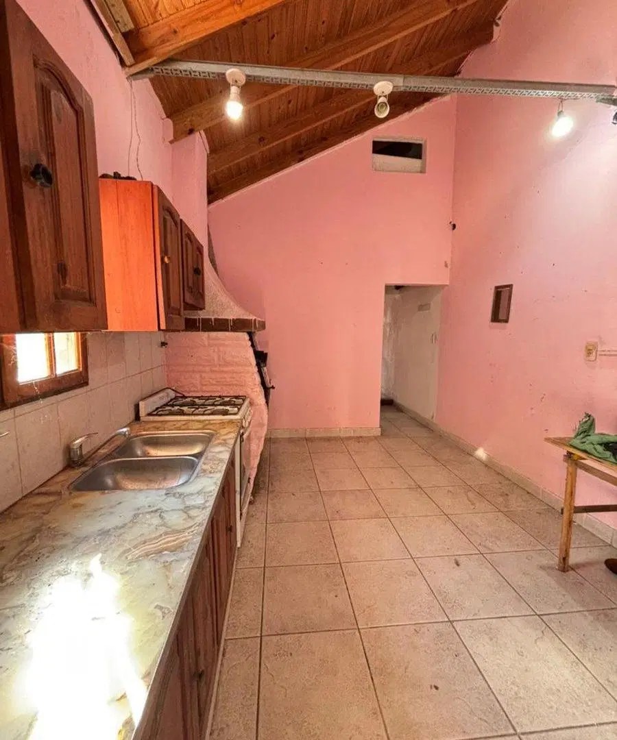 VENTA CASA MULTIFAMILIAR FCO ALVAREZ CON PARQUE 8