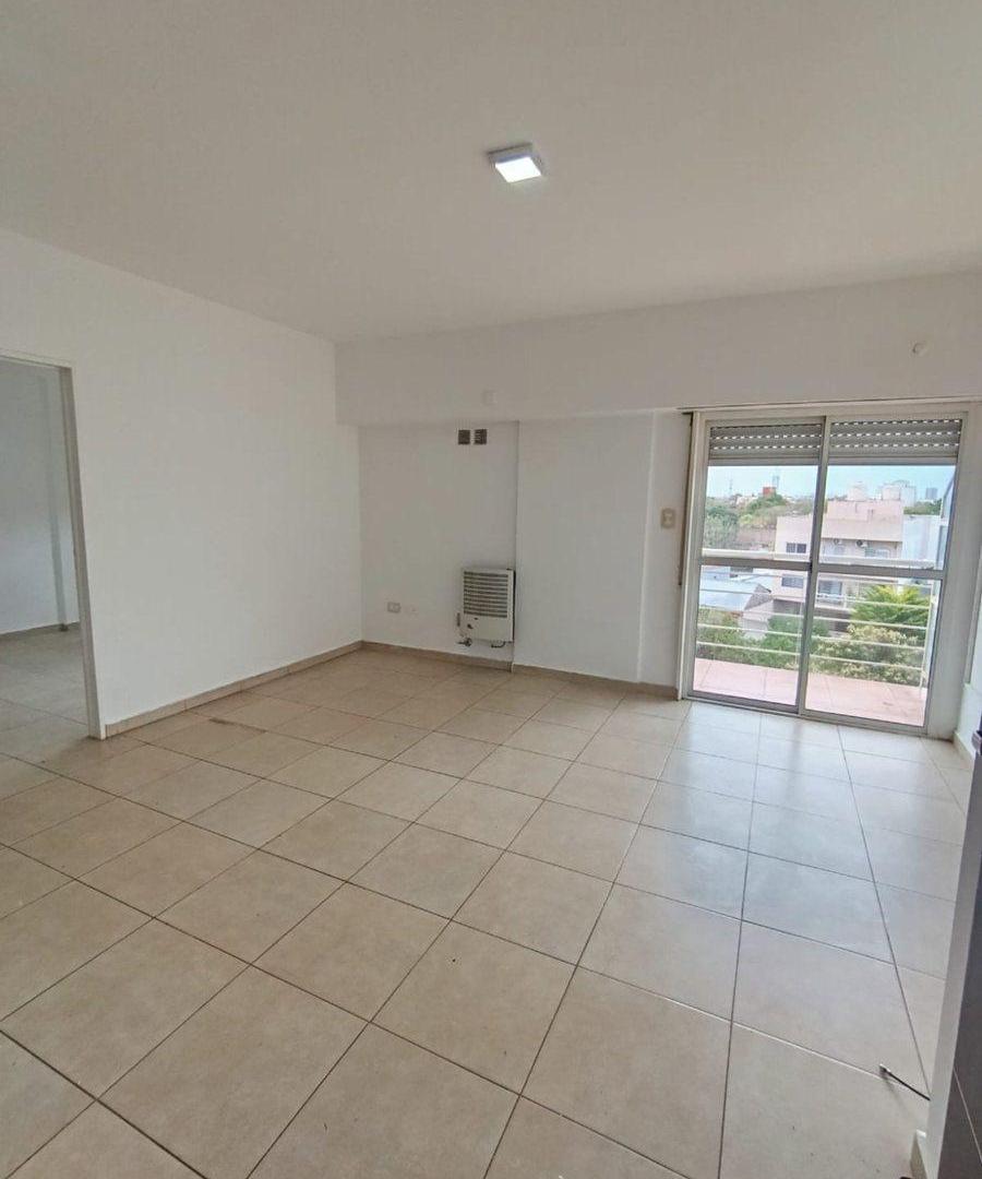 Foto de VENTA HERMOSO DEPTO. 2 AMB. C/BALCON M.CORONADO, imagen 1