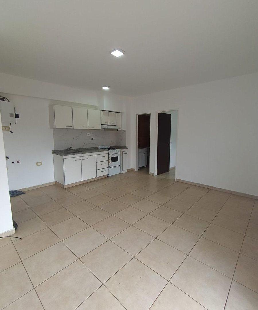 Foto de VENTA HERMOSO DEPTO. 2 AMB. C/BALCON M.CORONADO, imagen 4